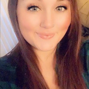 Meet your Posher, Madeline